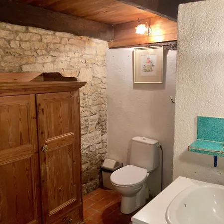 The Cowshed Apartment *